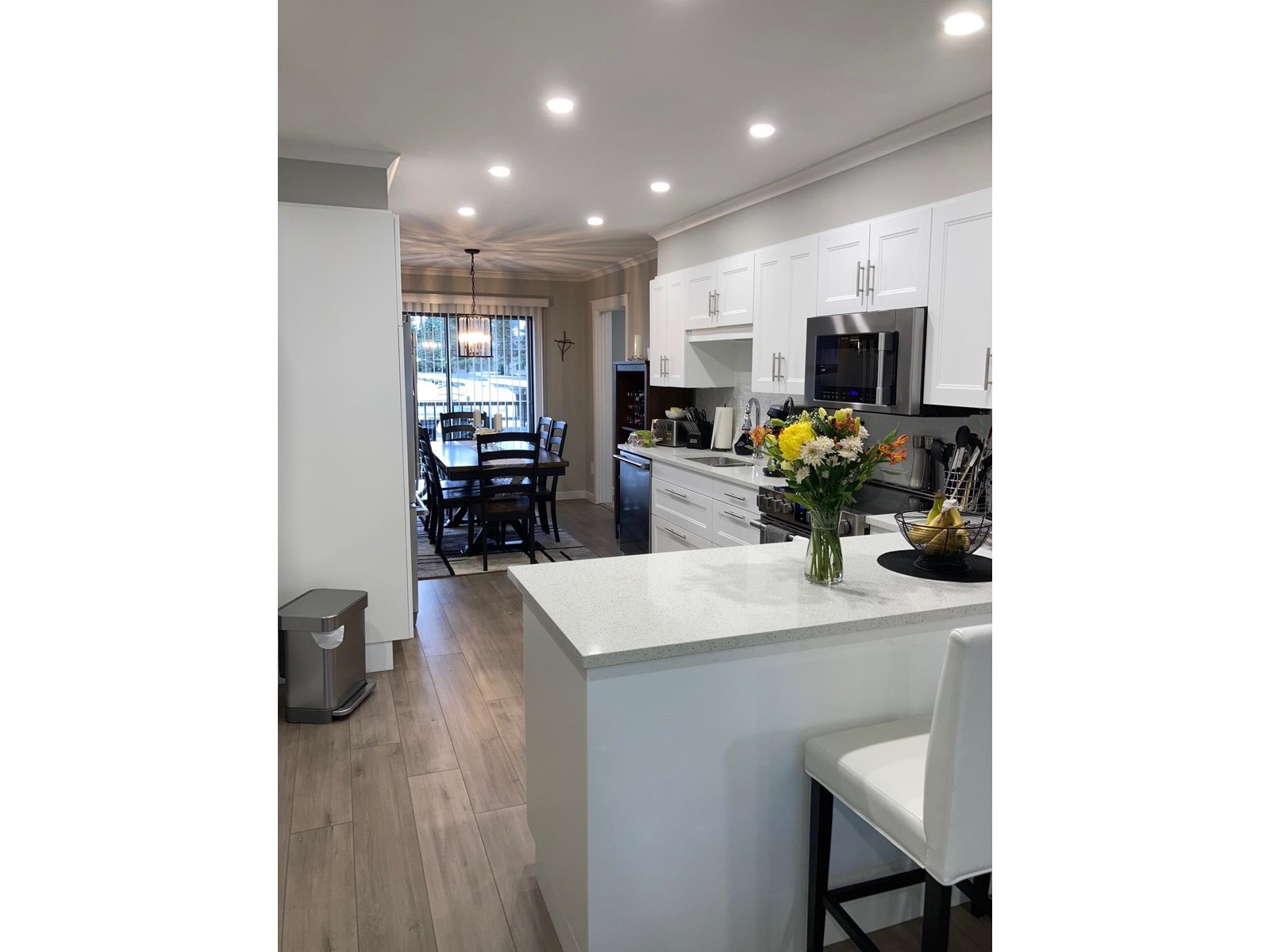Property at 31 32959 GEORGE FERGUSON WAY image 1