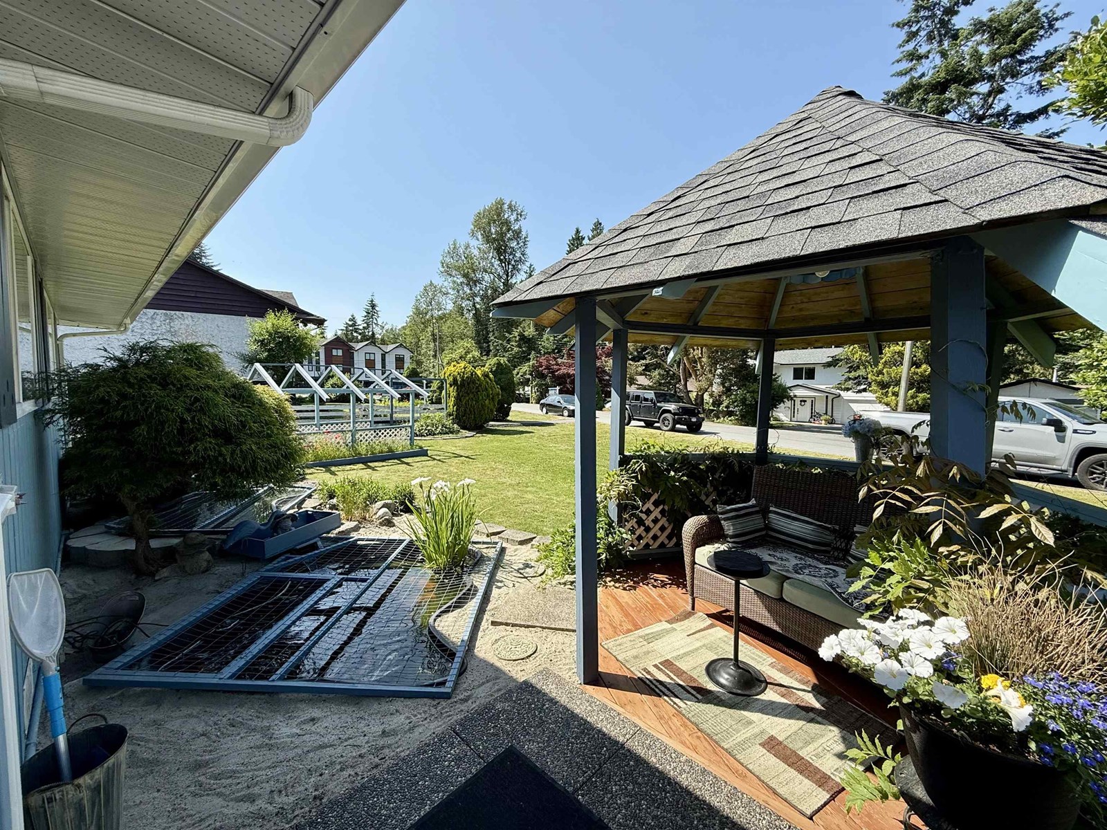 Property at 15538 105A image 5