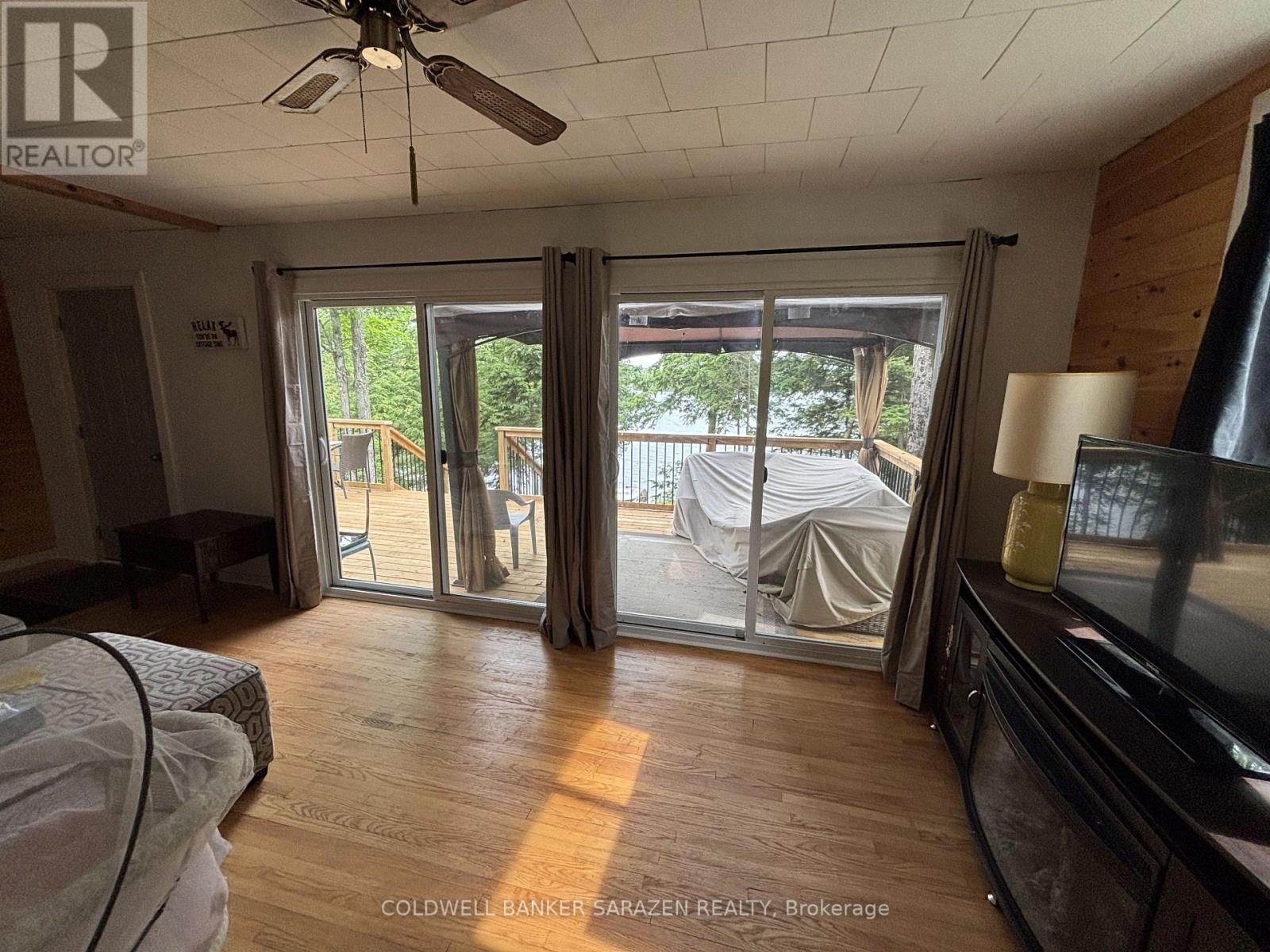 117 Raycroft Peninsula Point, Lanark Highlands, Ontario  K0A 3L0 - Photo 10 - X12251763
