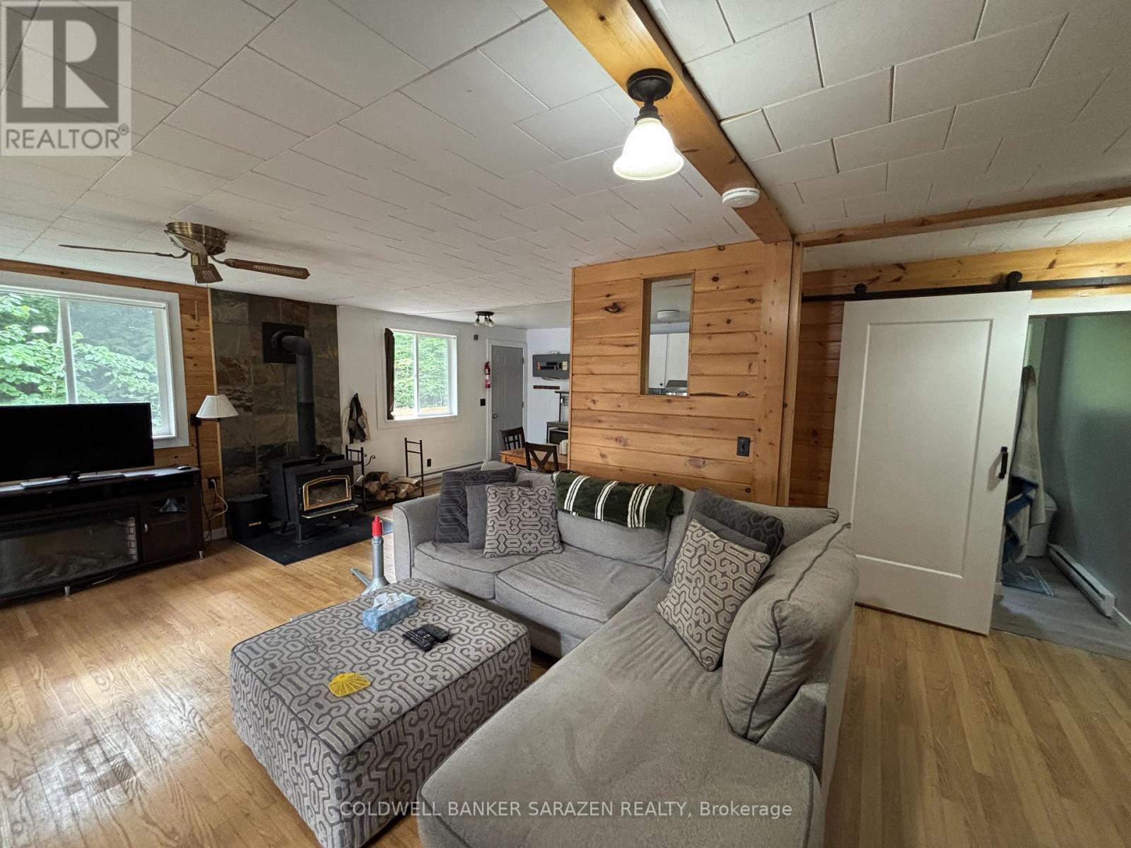 117 Raycroft Peninsula Point, Lanark Highlands, Ontario  K0A 3L0 - Photo 13 - X12251763