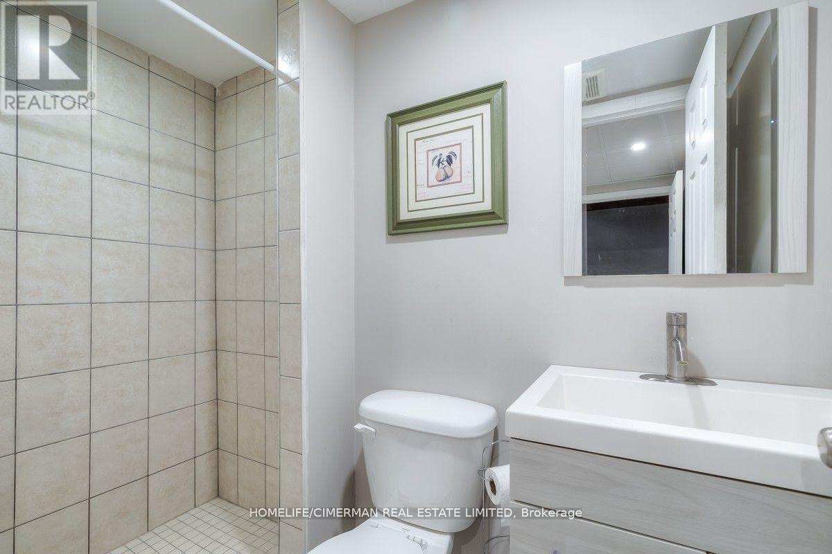 21 Huron Court, Aurora, Ontario  L4G 2X7 - Photo 10 - N12251764
