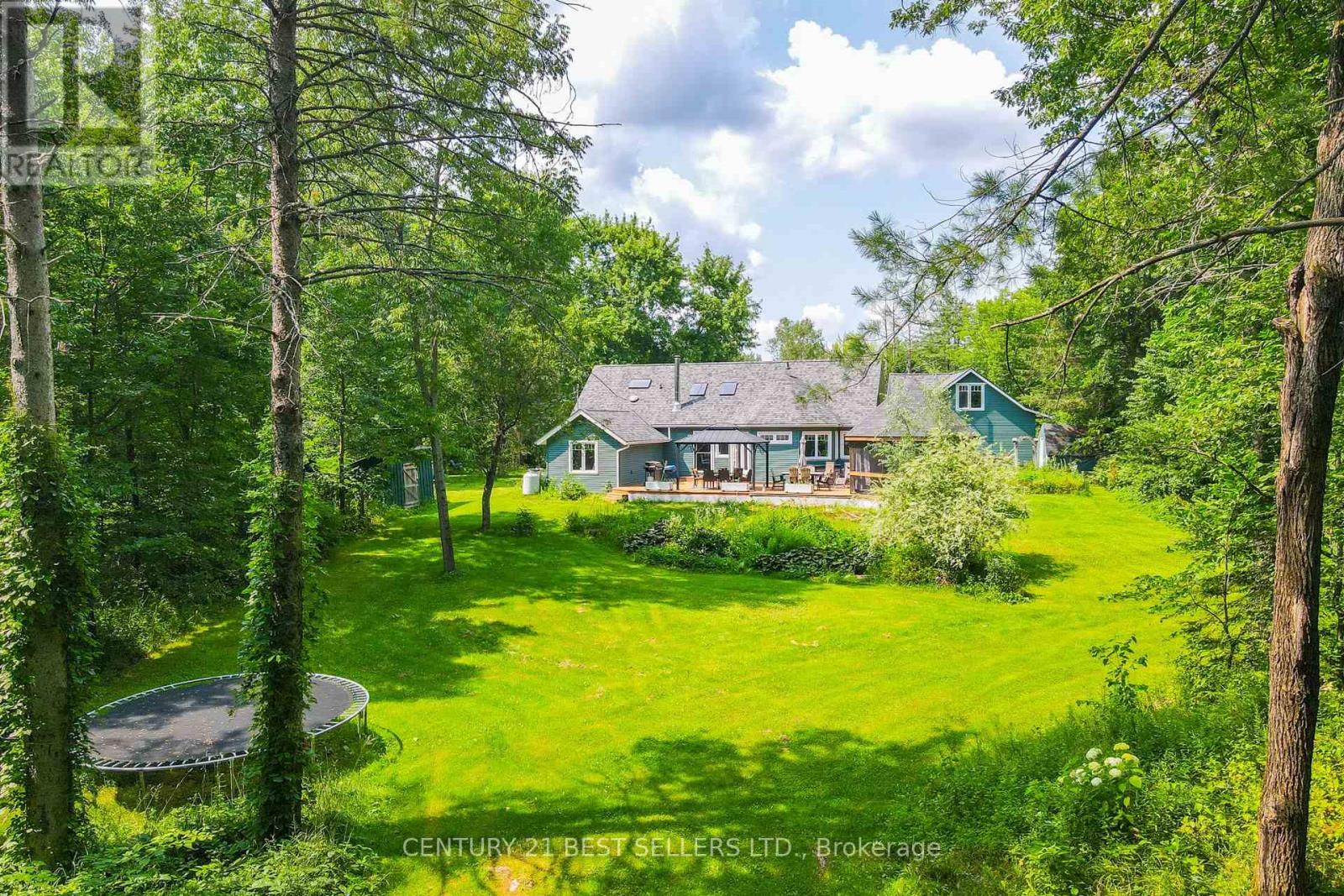 1622 Houseys Rapids Road, Gravenhurst, Ontario  P1P 1R3 - Photo 27 - X12251751