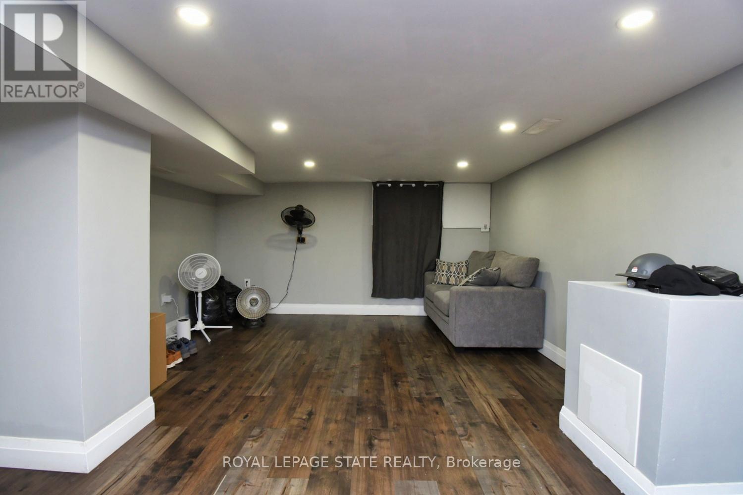 339 Melvin Avenue, Hamilton, Ontario  L8H 2K6 - Photo 23 - X12251779