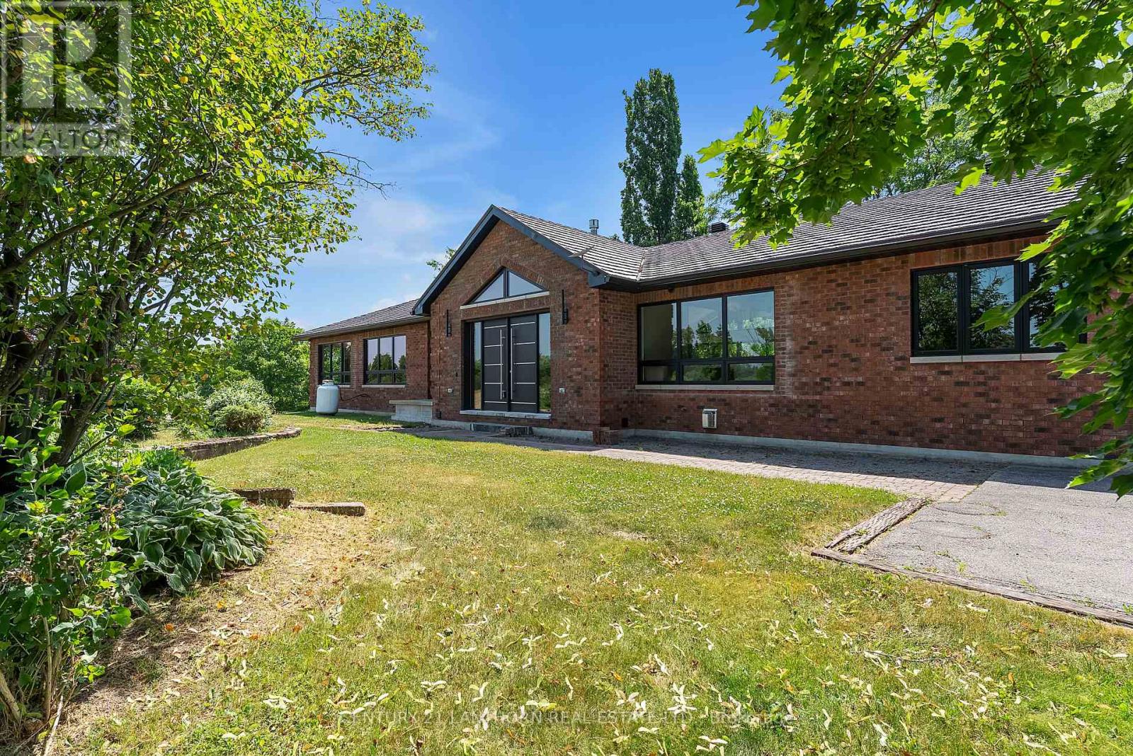 676 Foxton Road, Belleville, Ontario  K0K 2Y0 - Photo 5 - X12058631