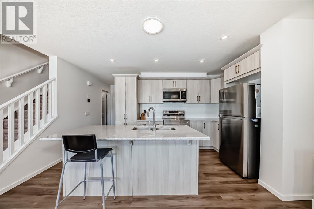 Property at 8 Cityscape Boulevard NE image 5