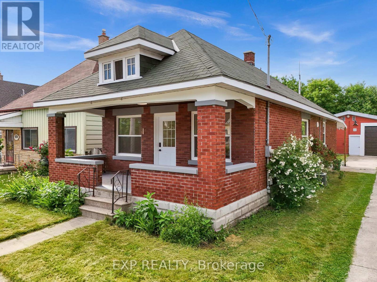 Property at 972 DAME STREET image 2