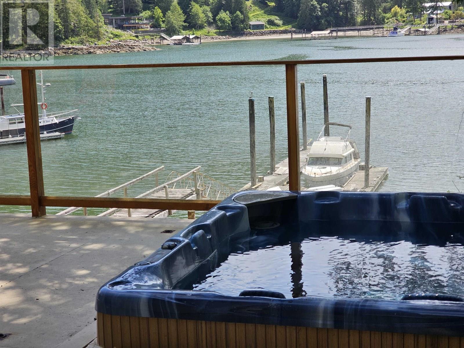 5338 Daniel Road, Garden Bay, British Columbia  V0N 1S1 - Photo 4 - R3011007