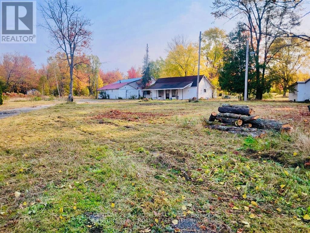 270 Pierre Road, West Nipissing (Sturgeon Falls), Ontario  P2B 2W8 - Photo 16 - X12251814