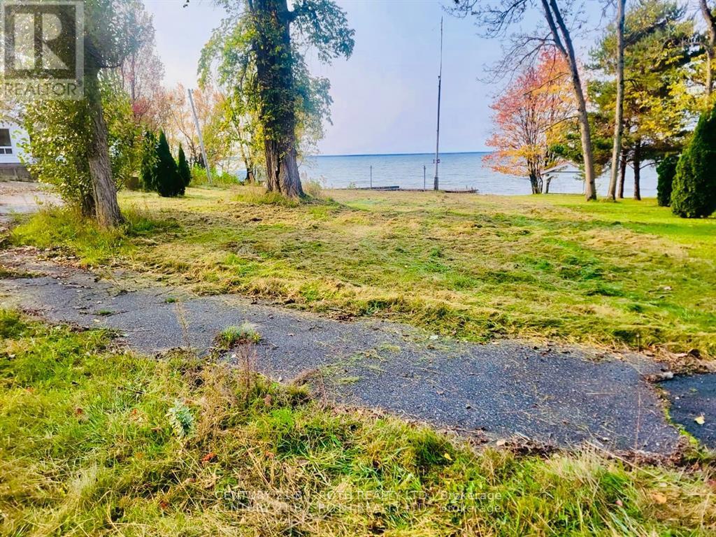 270 Pierre Road, West Nipissing (Sturgeon Falls), Ontario  P2B 2W8 - Photo 18 - X12251814