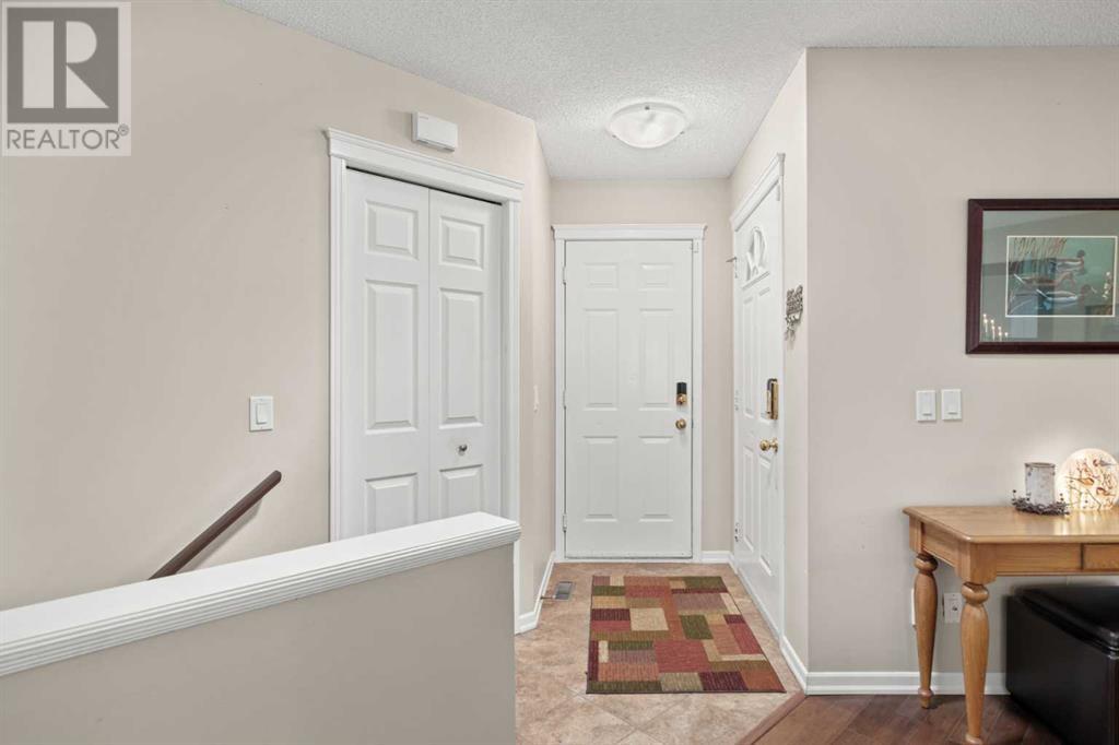 Property at 216 Cimarron Court image 4