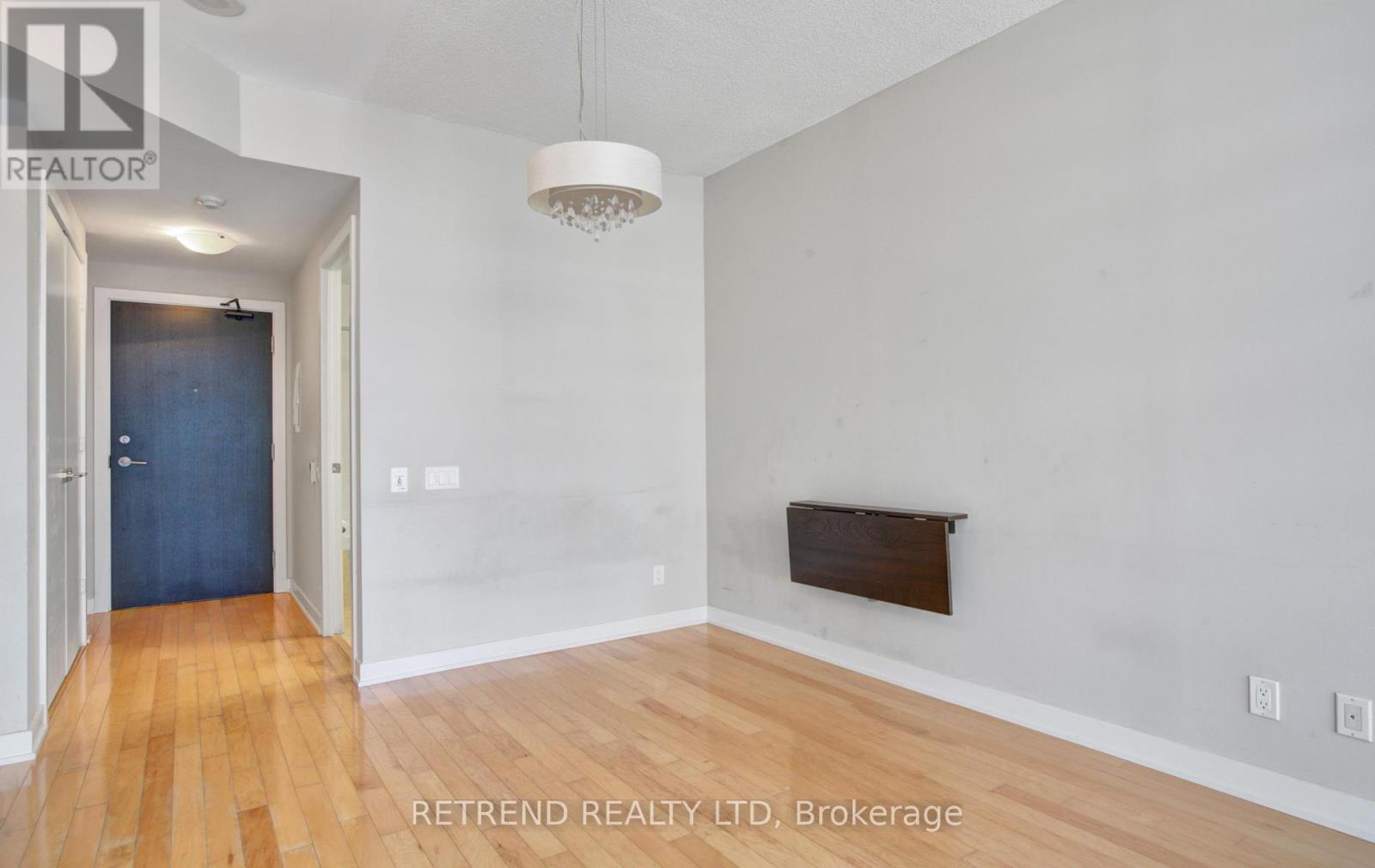 Property at 1010 - 33 CHARLES STREET E image 5