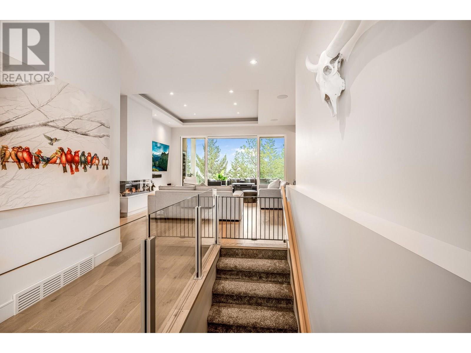 Property at 900 Stockley Street image 5