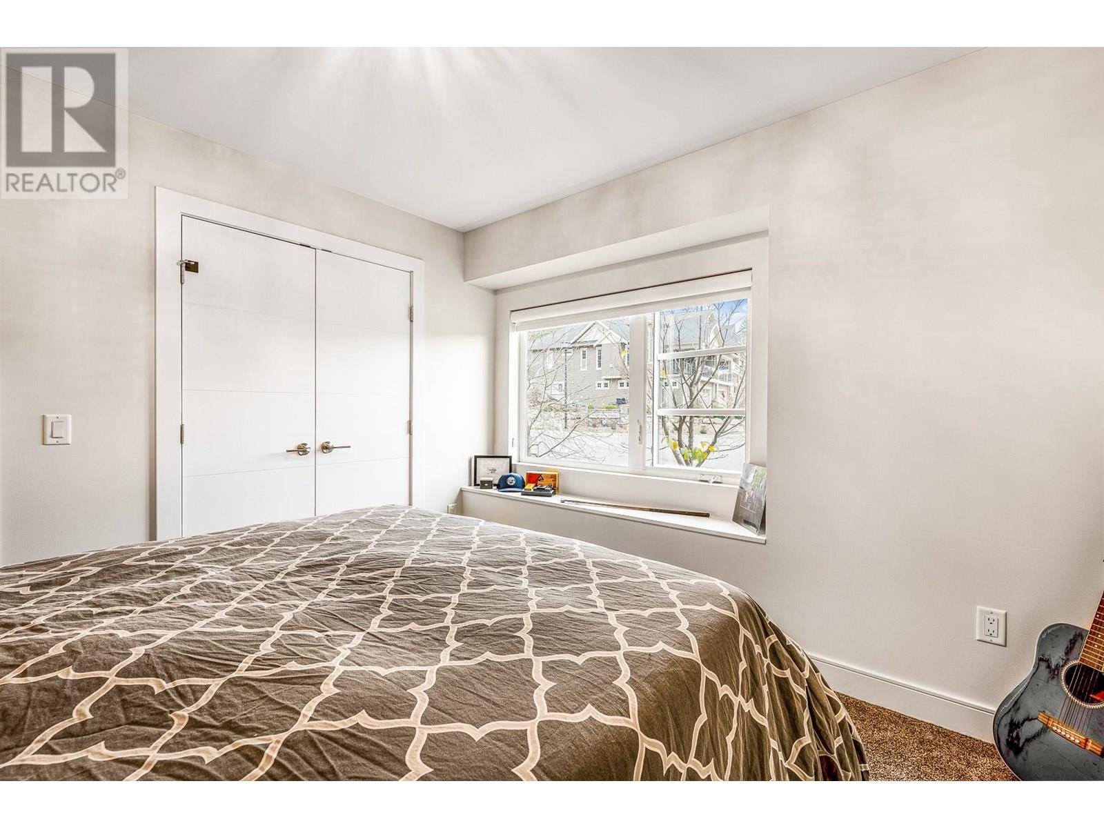 Property at 900 Stockley Street image 4