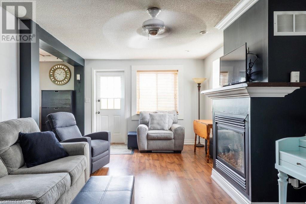 Property at 169 FORFAR Street W image 2