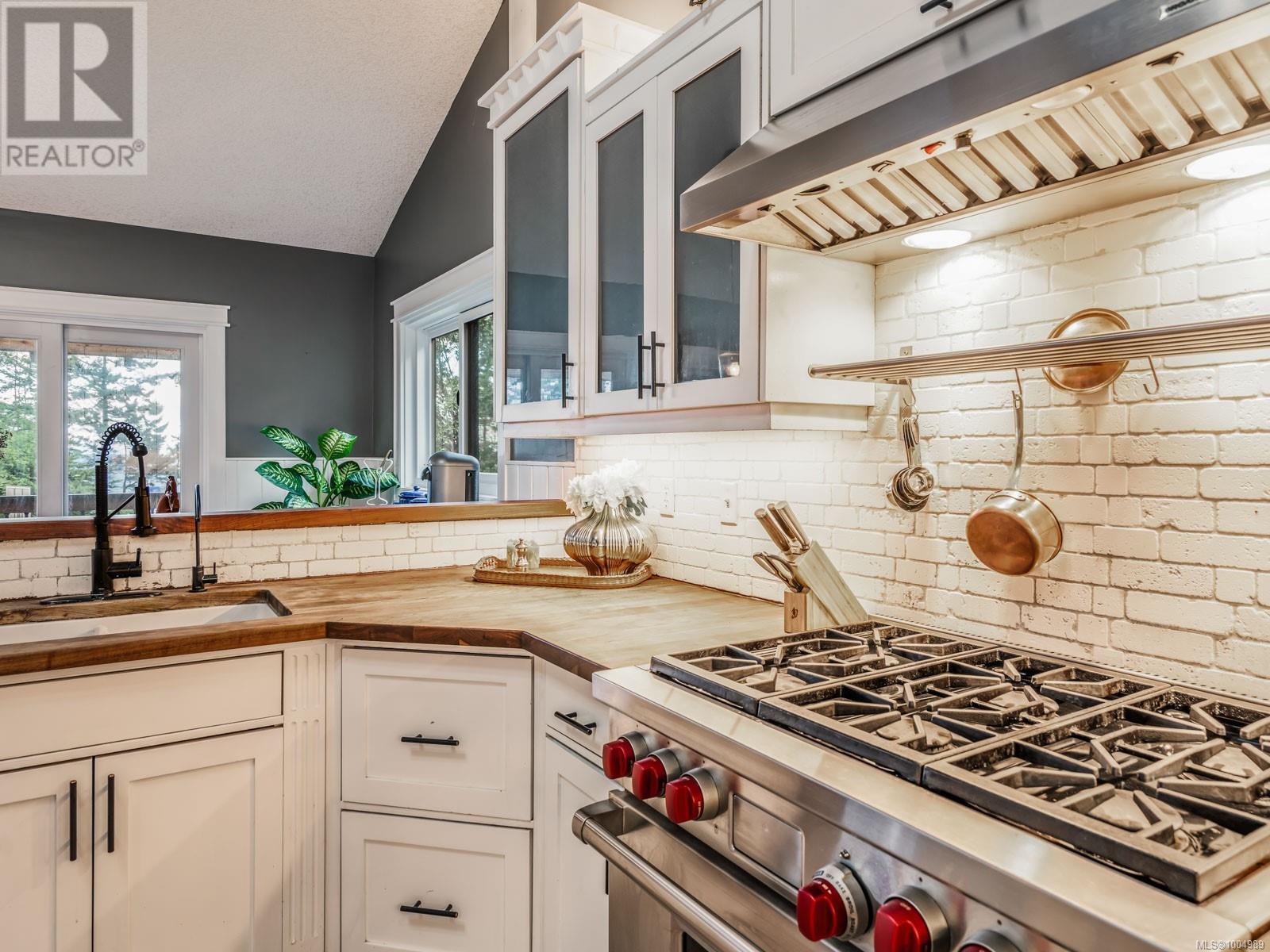 868 Chichester Rd W, Gabriola Island, British Columbia  V0R 1X1 - Photo 30 - 1004989