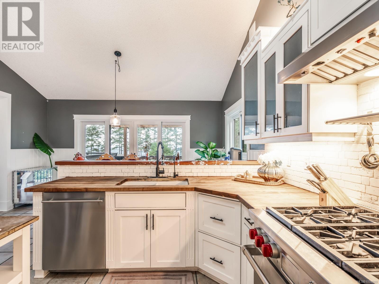 868 Chichester Rd W, Gabriola Island, British Columbia  V0R 1X1 - Photo 31 - 1004989