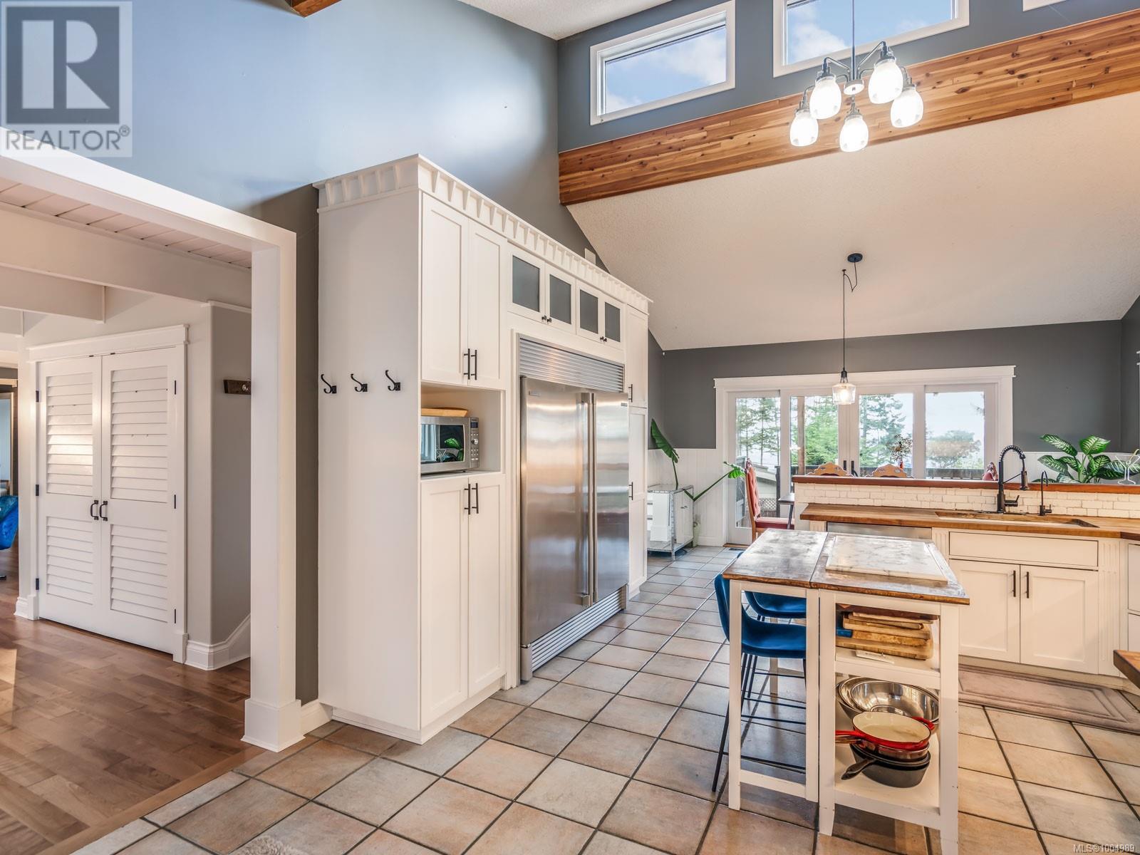 868 Chichester Rd W, Gabriola Island, British Columbia  V0R 1X1 - Photo 35 - 1004989