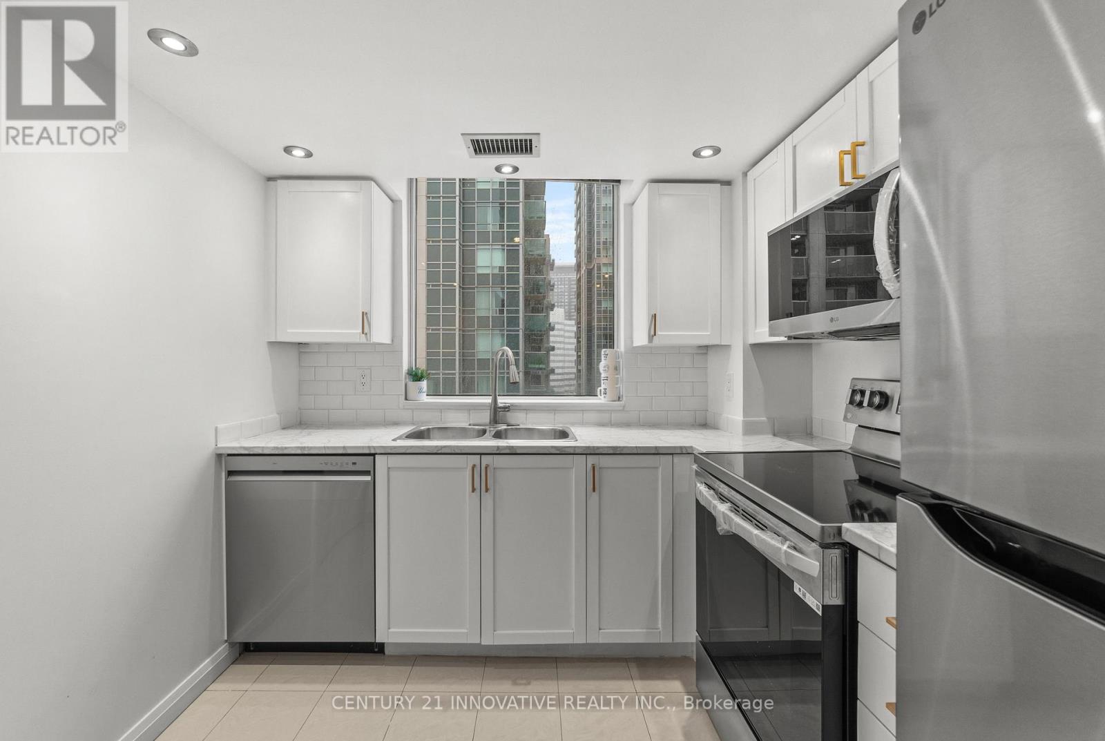 1508 - 28 Harrison Garden Boulevard, Toronto, Ontario  M2N 7B5 - Photo 10 - C12251856