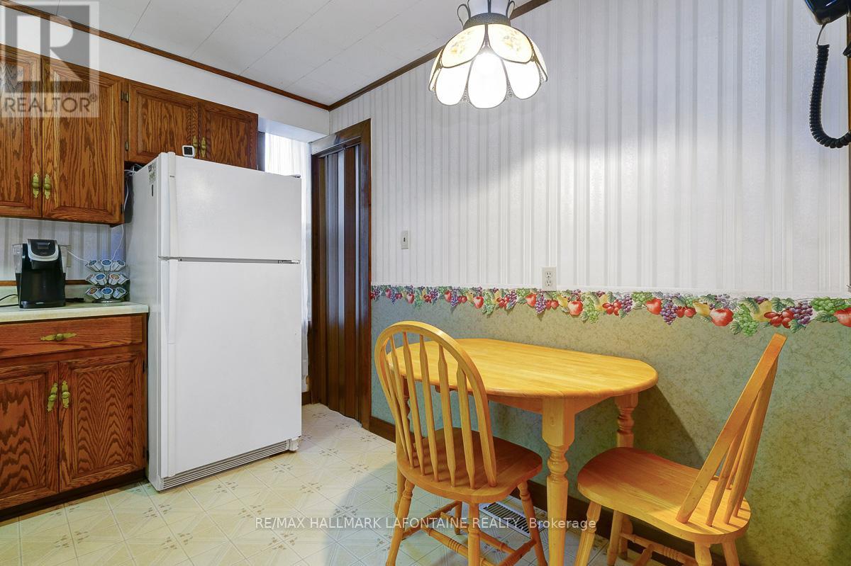 46 Main Street, Rideau Lakes, Ontario  K0G 1E0 - Photo 14 - X12251912