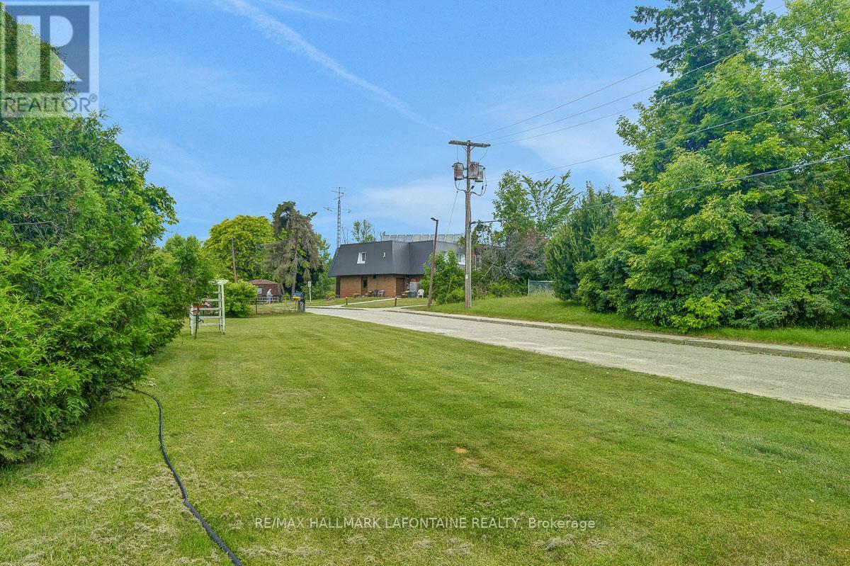 46 Main Street, Rideau Lakes, Ontario  K0G 1E0 - Photo 31 - X12251912