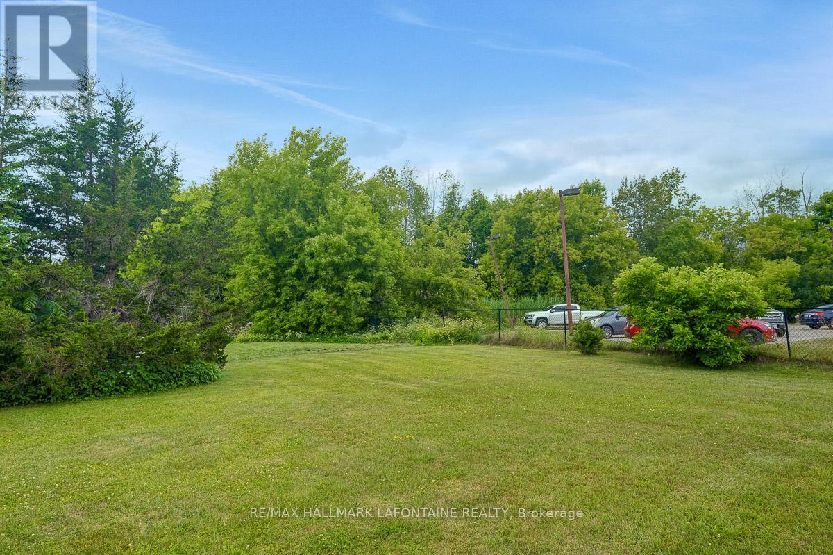 46 Main Street, Rideau Lakes, Ontario  K0G 1E0 - Photo 33 - X12251912