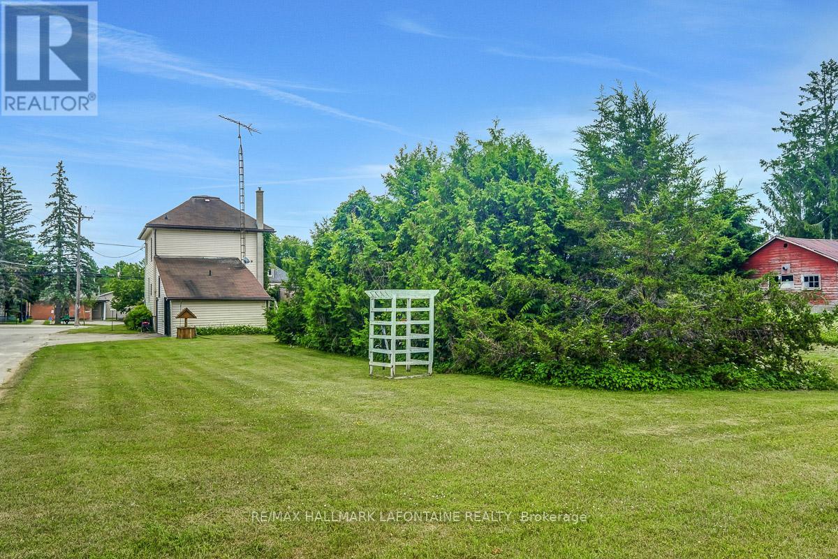 46 Main Street, Rideau Lakes, Ontario  K0G 1E0 - Photo 34 - X12251912
