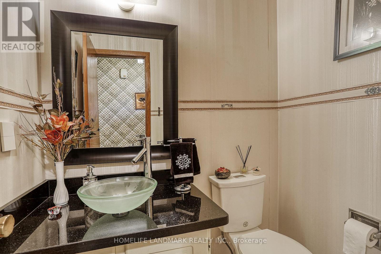 7 Kennaley Crescent, Toronto, Ontario  M1V 1L6 - Photo 34 - E12209700