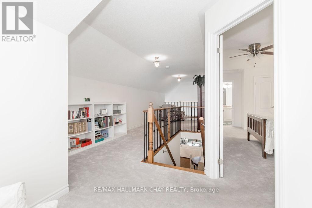 30 Waterview Road N, Wasaga Beach, Ontario  L9A 1A4 - Photo 35 - S12251755