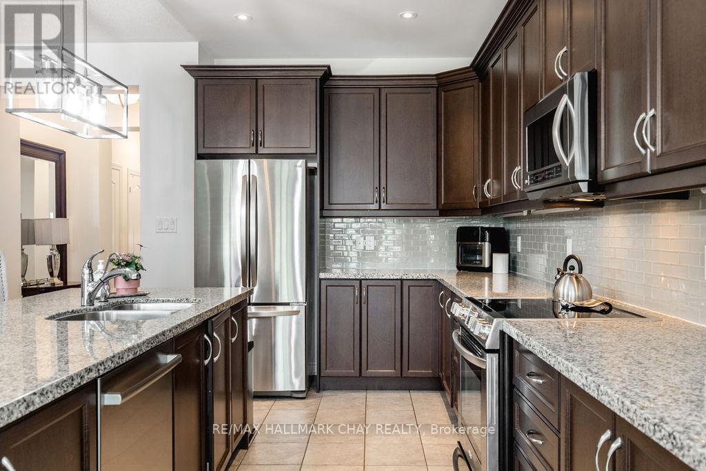 30 Waterview Road N, Wasaga Beach, Ontario  L9A 1A4 - Photo 7 - S12251755