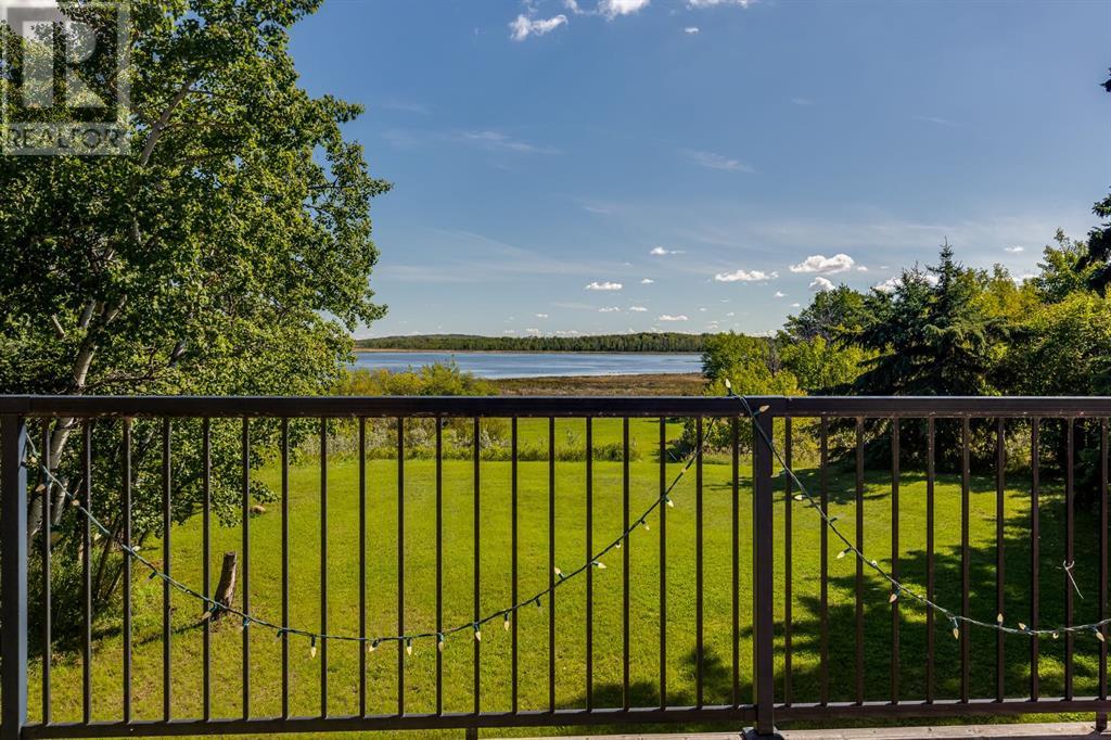 602 Pheasant Close, Pelican Point, Alberta