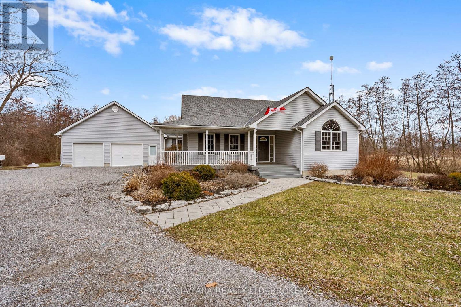 Property at 12262 LAKESHORE ROAD image 3