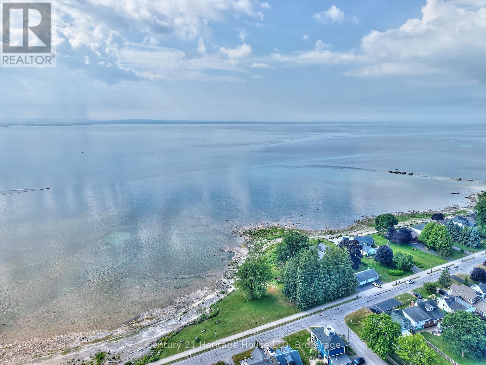 631 Lakeshore Road, Fort Erie (Lakeshore), Ontario  L2A 4Y3 - Photo 41 - X12251955