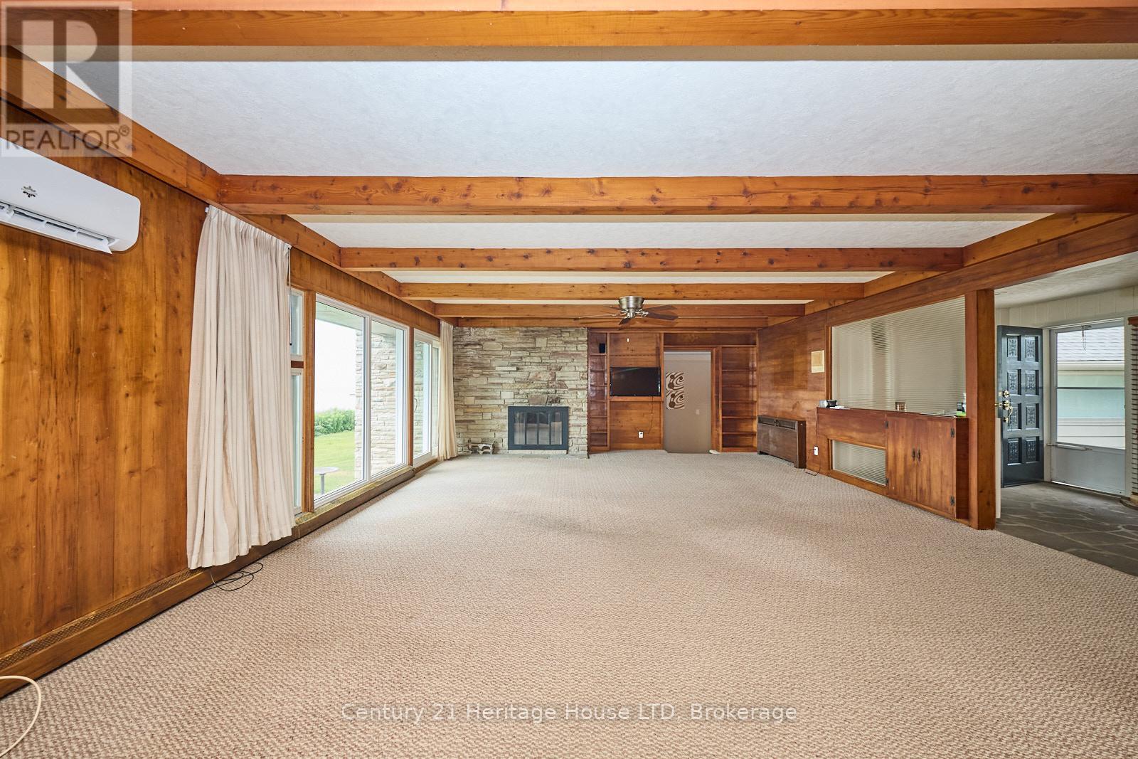 631 Lakeshore Road, Fort Erie (Lakeshore), Ontario  L2A 4Y3 - Photo 8 - X12251955