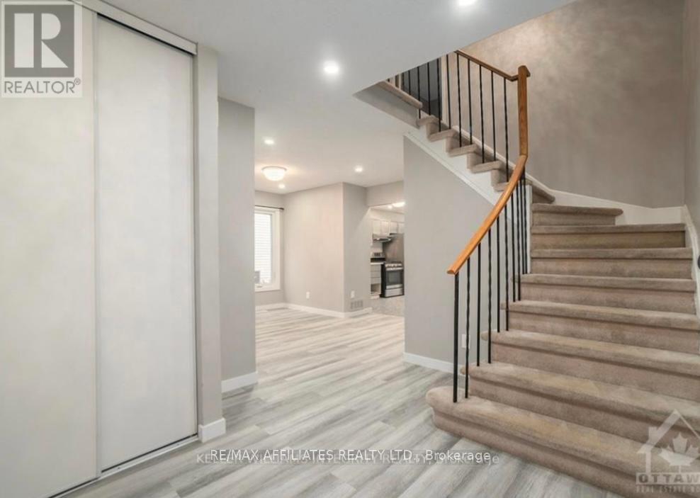 563 Latour Crescent, Ottawa, Ontario  K4A 1N6 - Photo 3 - X12251946