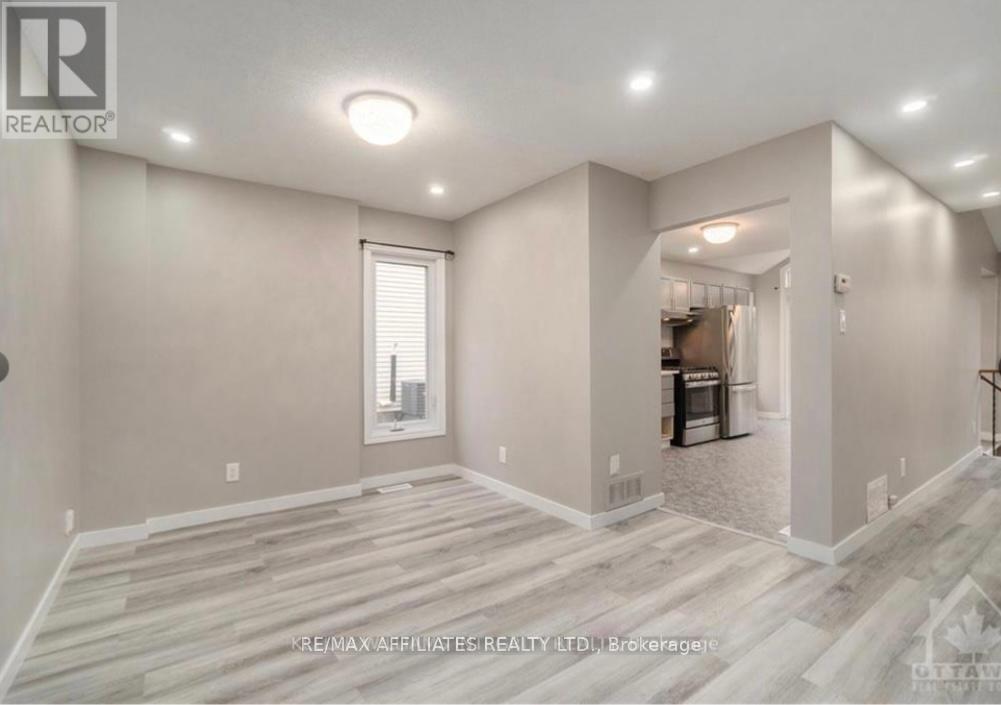 563 Latour Crescent, Ottawa, Ontario  K4A 1N6 - Photo 4 - X12251946