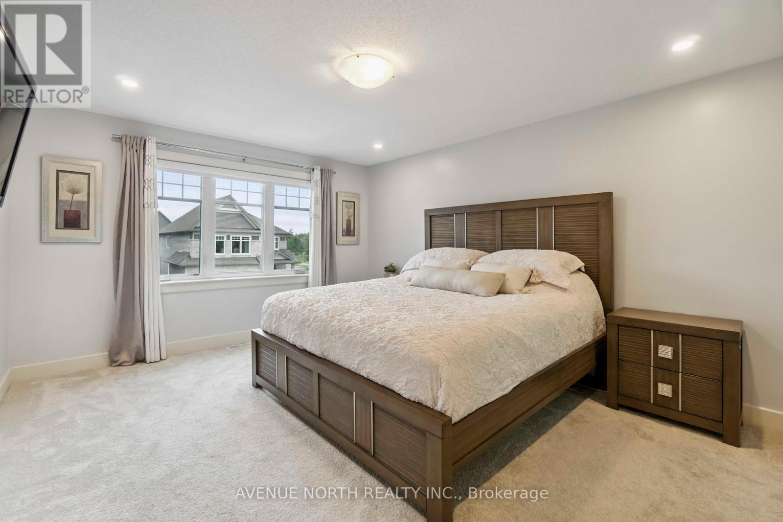 718 Bunchberry Way, Ottawa, Ontario  K1T 0J8 - Photo 22 - X12251948