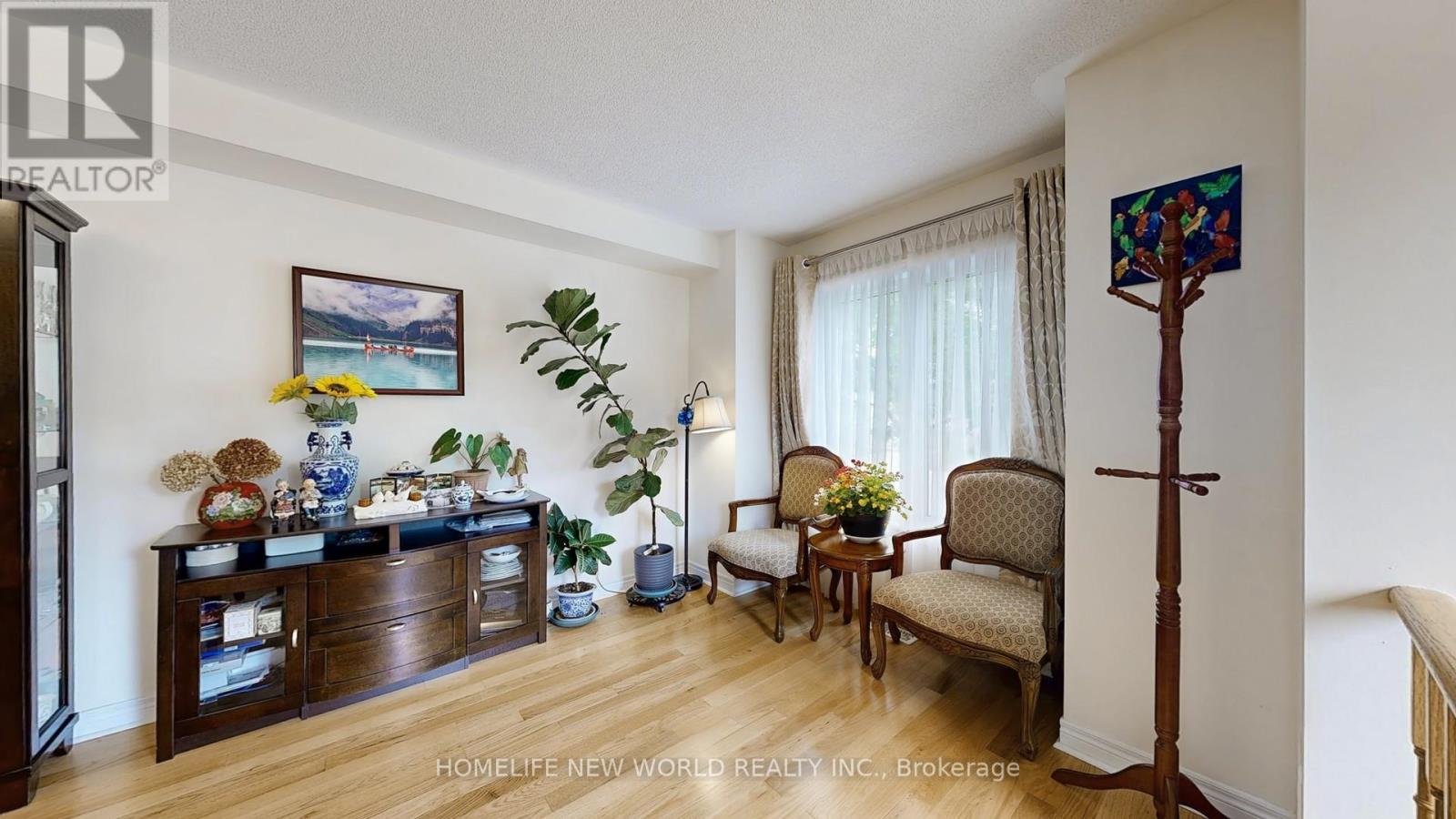 Property at 49 KAWNEER TERRACE image 5