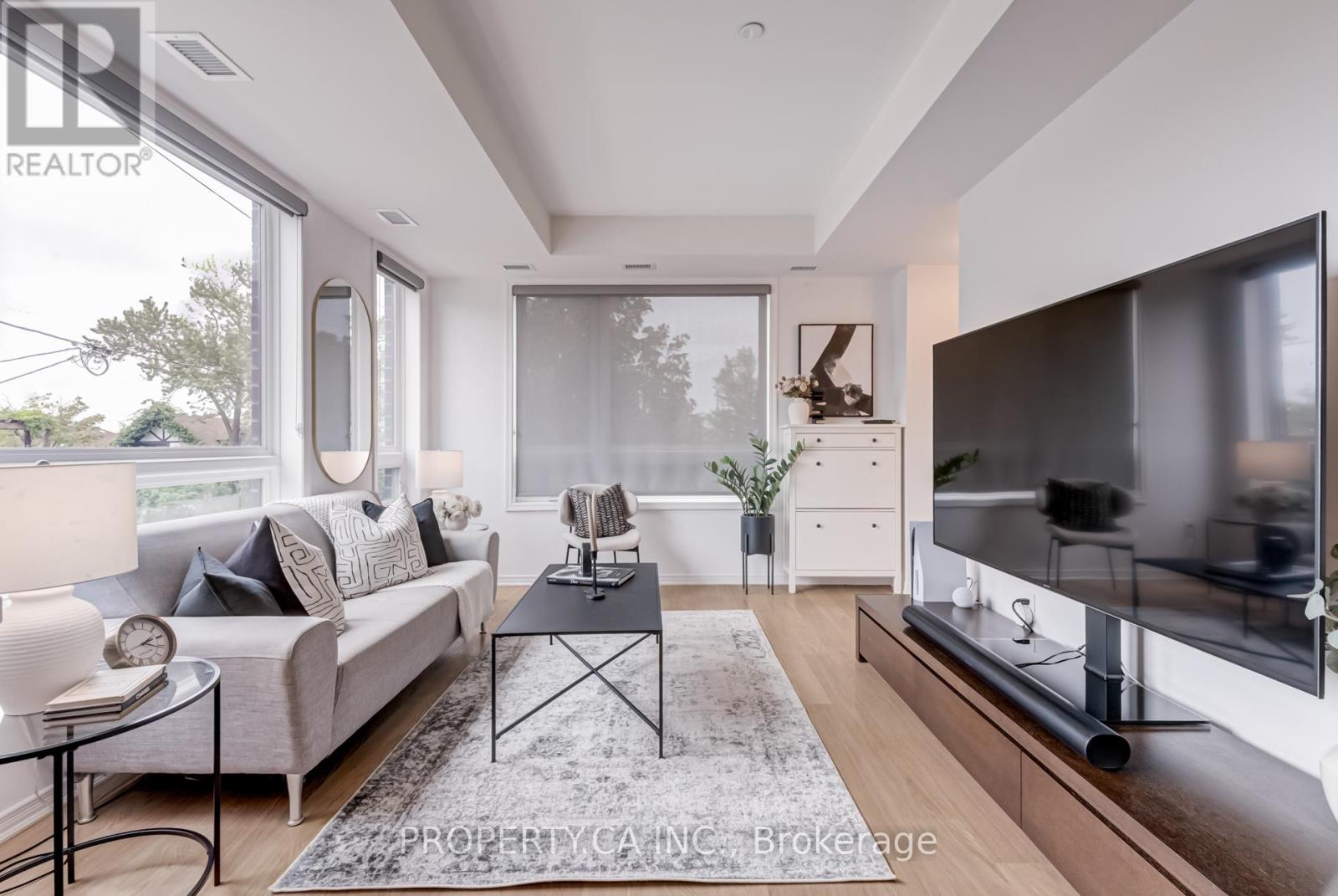 Property at 201 - 1130 BRIAR HILL AVENUE image 1