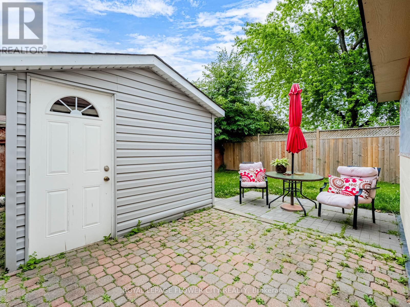 61 Wise Crescent, Hamilton, Ontario  L8T 2L6 - Photo 37 - X12251945