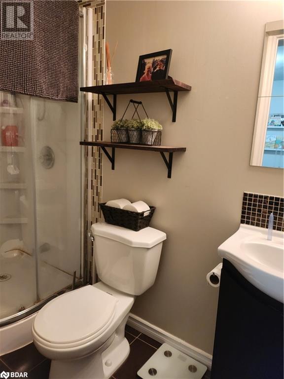 Property at 42 WESTMINSTER Circle image 2