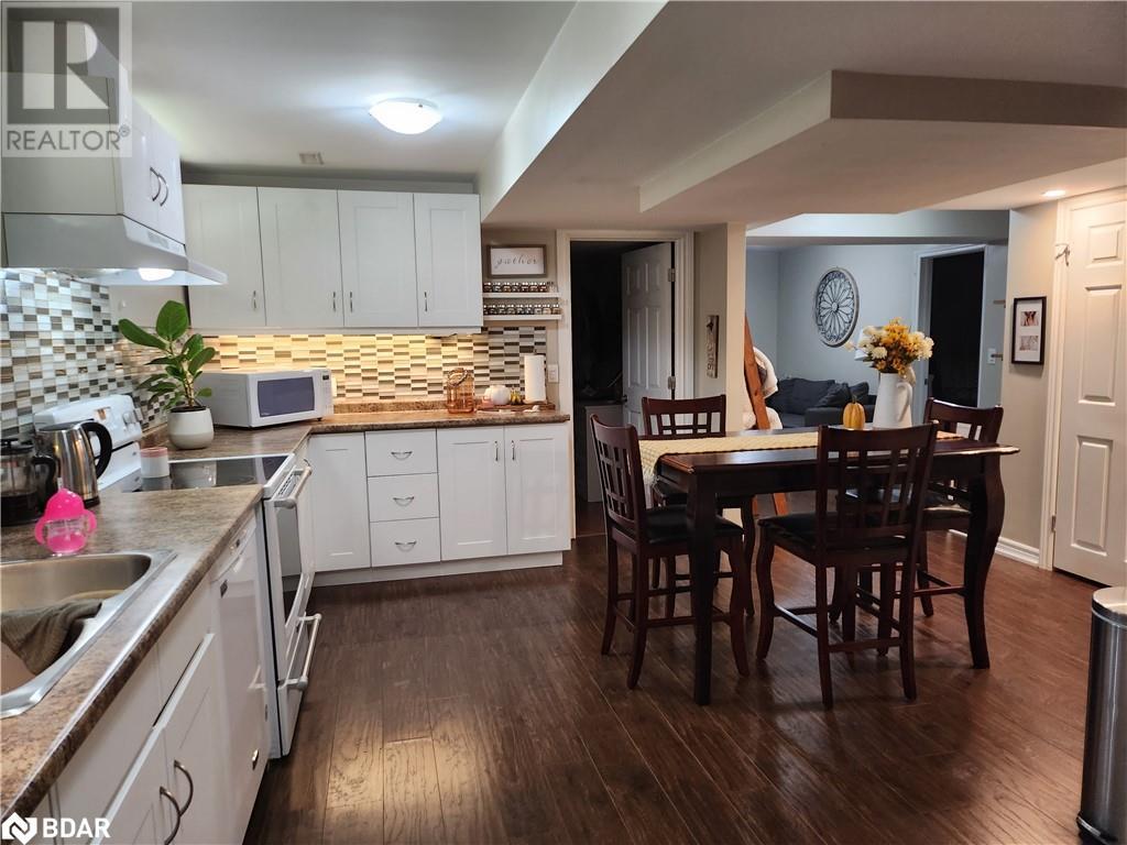 Property at 42 WESTMINSTER Circle image 3