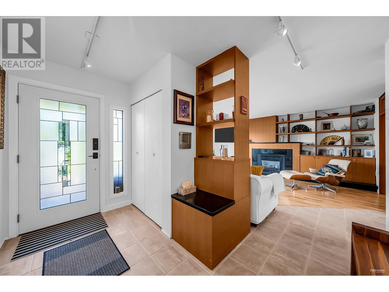 Property at 1106 IRONWORK PASSAGE image 5