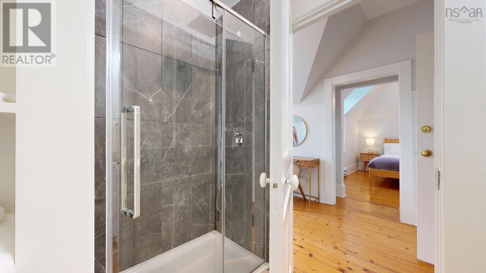 558 Main Street, Mahone Bay, Nova Scotia  B0J 2E0 - Photo 38 - 202512873