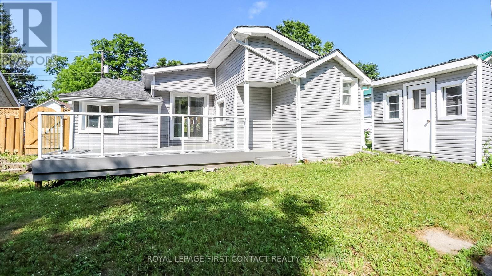 16 Lime Street, Kawartha Lakes, Ontario  K0M 1K0 - Photo 32 - X12251984