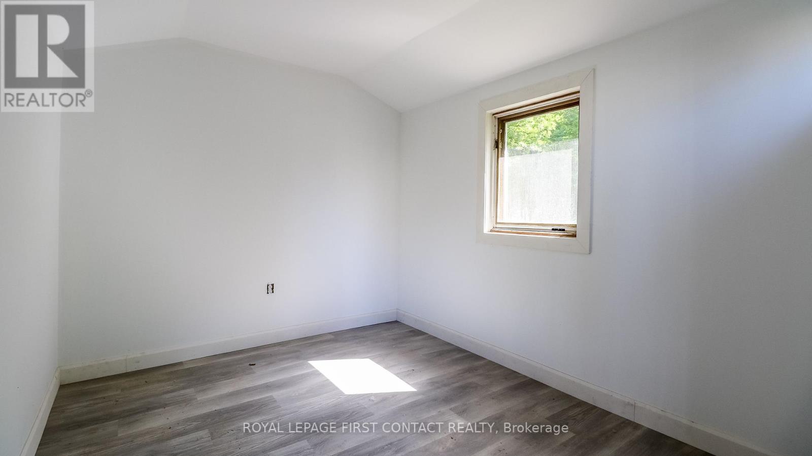 16 Lime Street, Kawartha Lakes, Ontario  K0M 1K0 - Photo 34 - X12251984