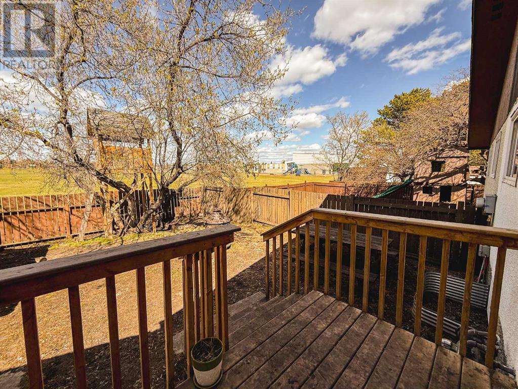 Property at 9636 77 Avenue image 2