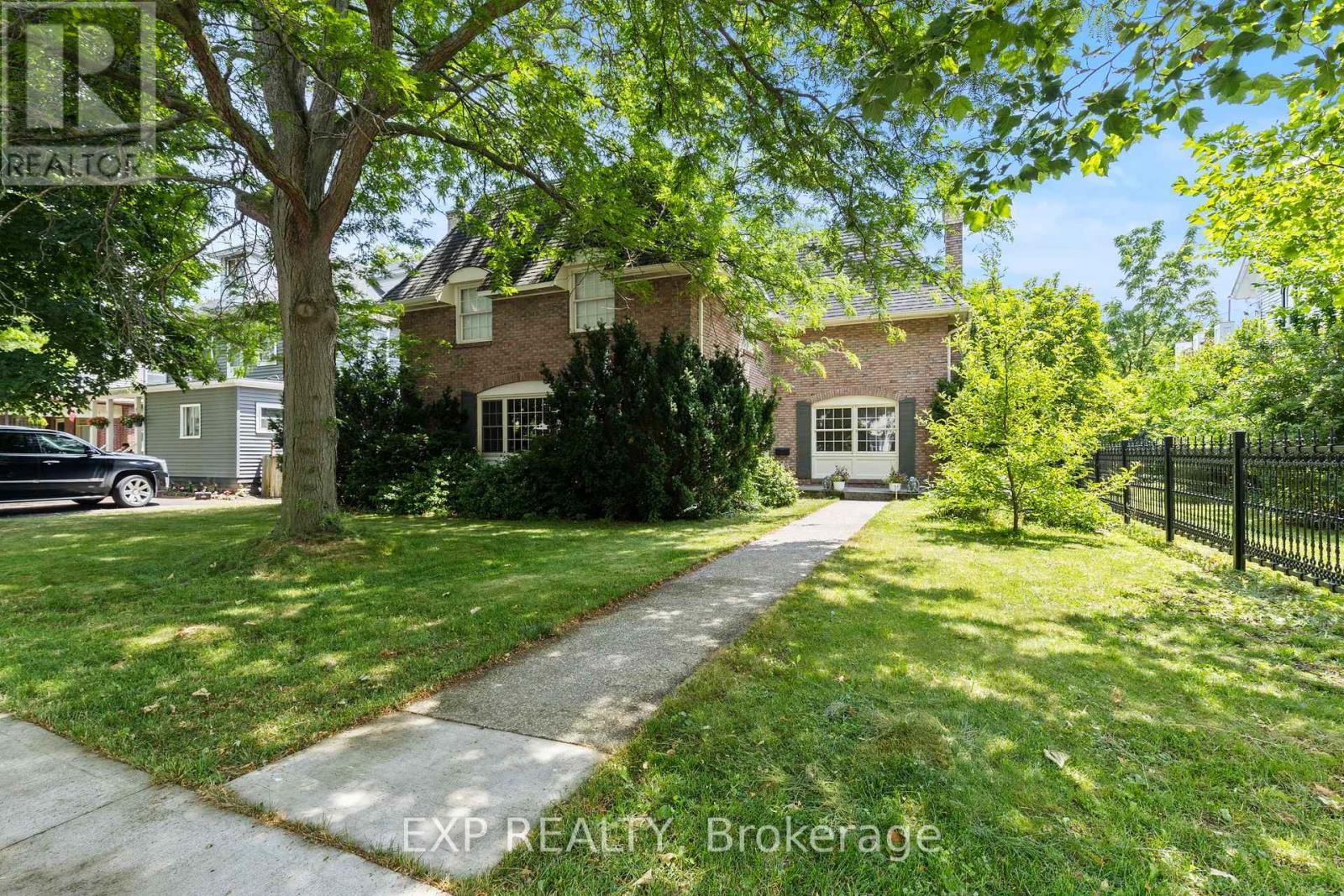 Property at 211 MERRITT STREET image 1