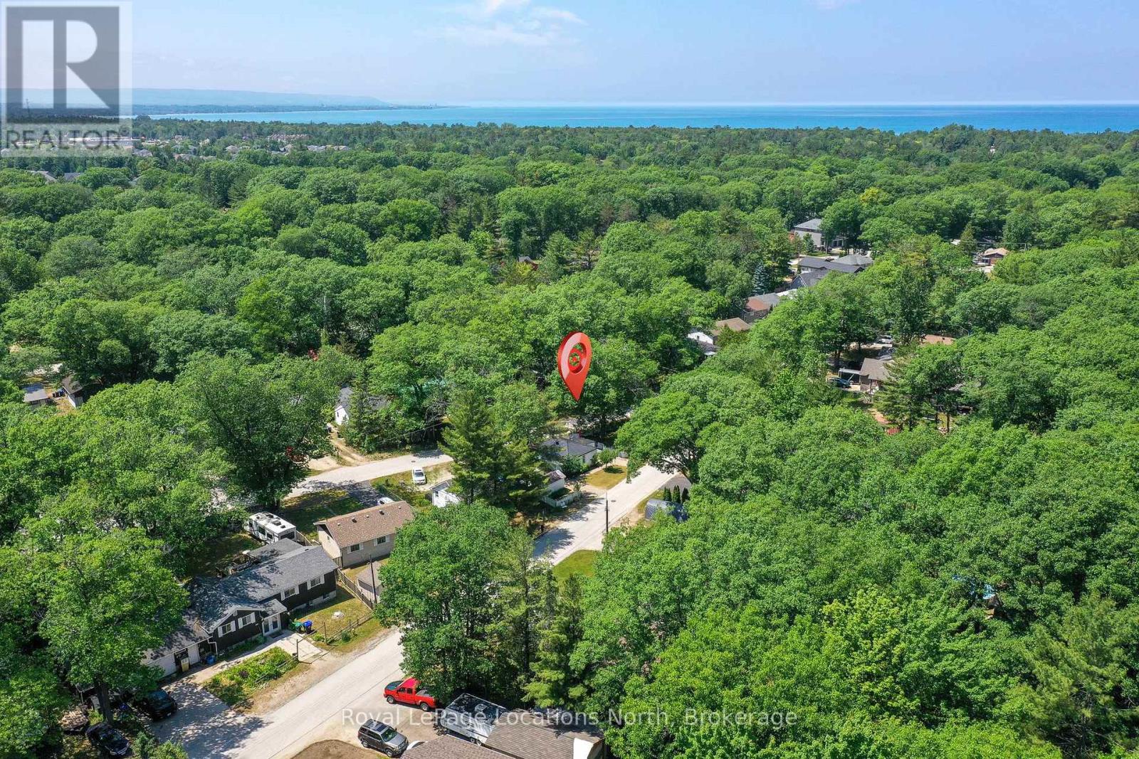 Property at 60 PARKWOOD DRIVE image 4