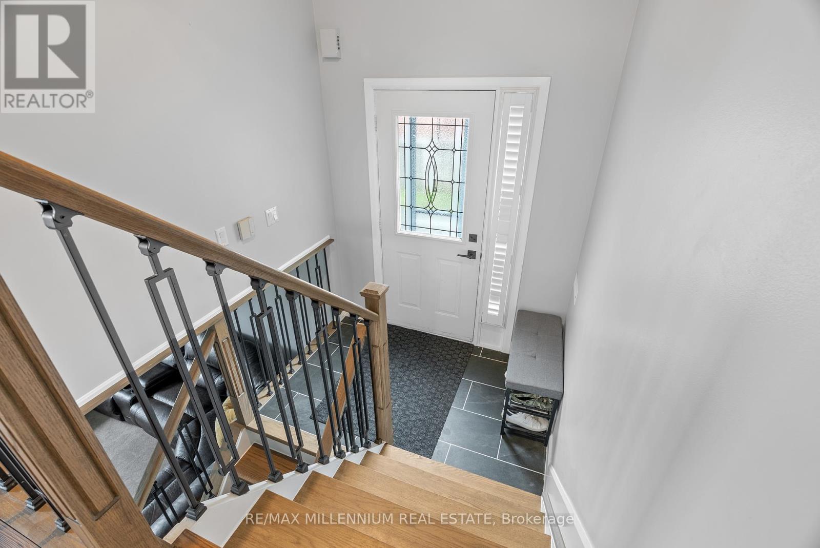 Property at 39 TOBOGGAN HILL DRIVE image 2