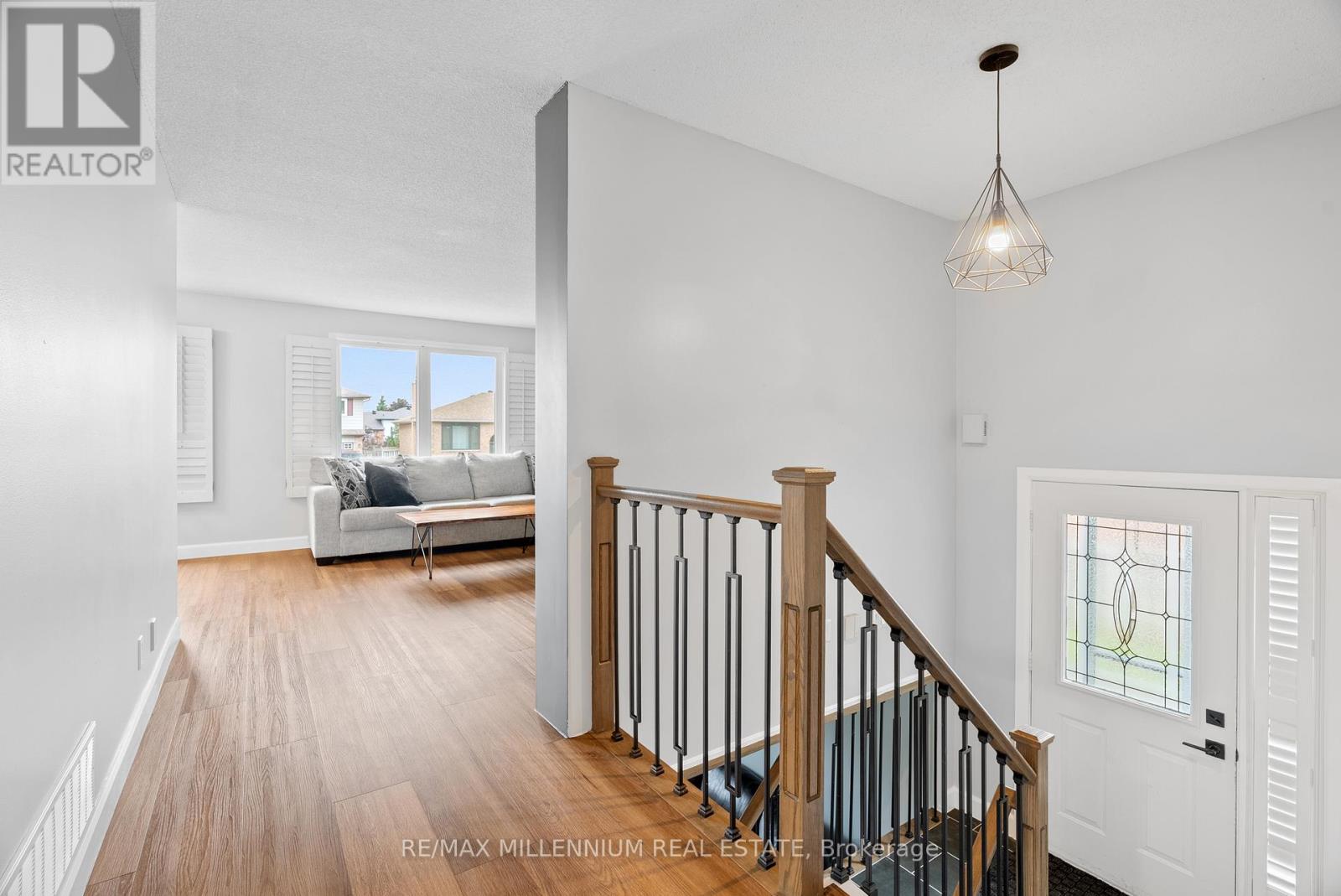Property at 39 TOBOGGAN HILL DRIVE image 3